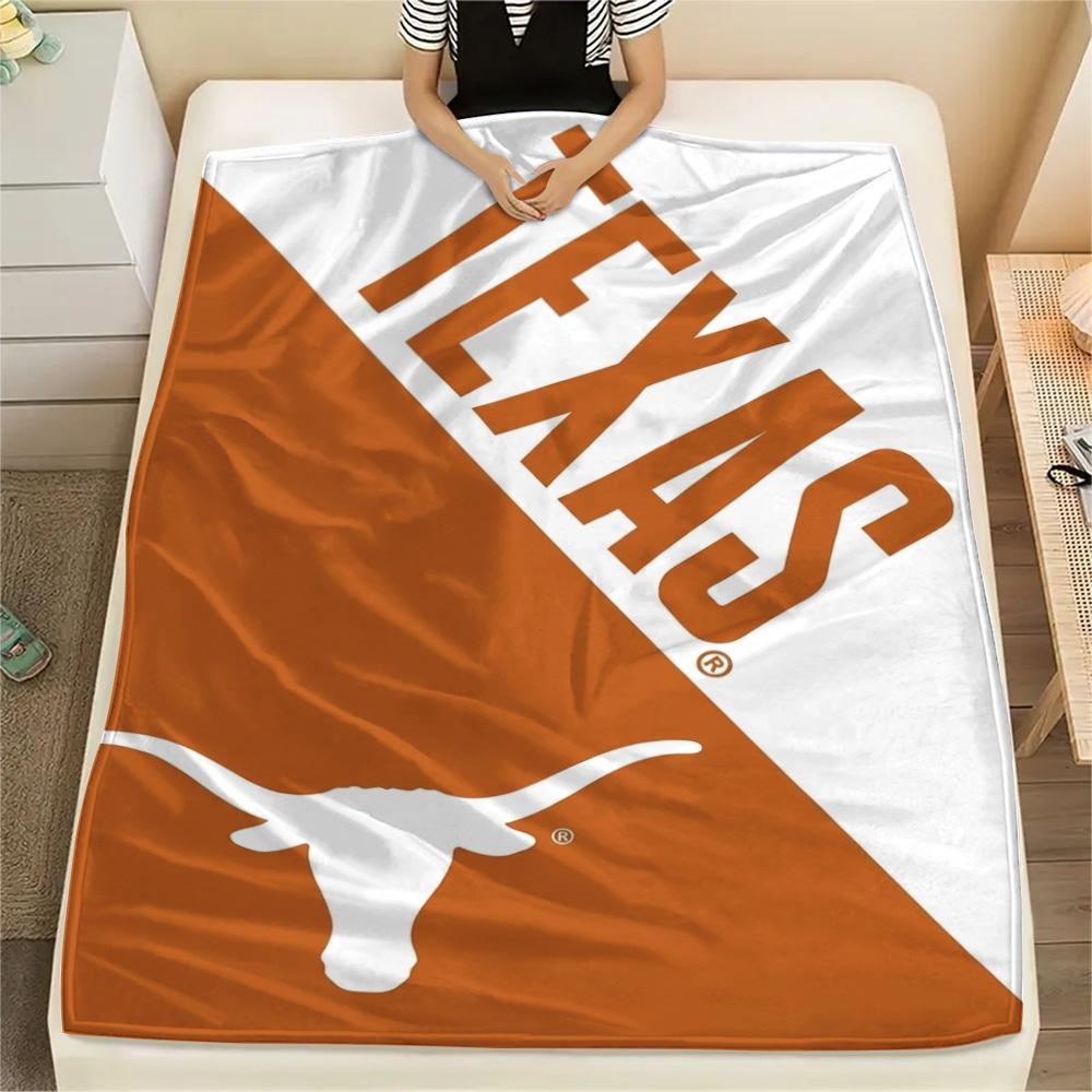 Texas Longhorns Print Flannel Blanket High Quality Warm Comfortable Cover for All Seasons Perfect for Gifts Home Decor