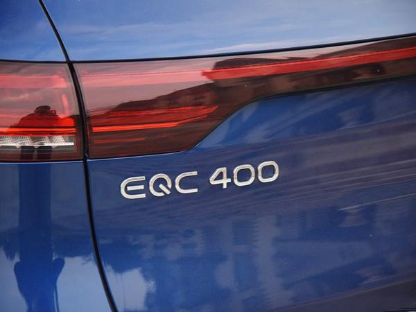 3D Letters Word EQC400 4MATIC Emblem Nameplate For  EQC 350 400 Rear Trunk Logo Sticker Silver Black Car Styling