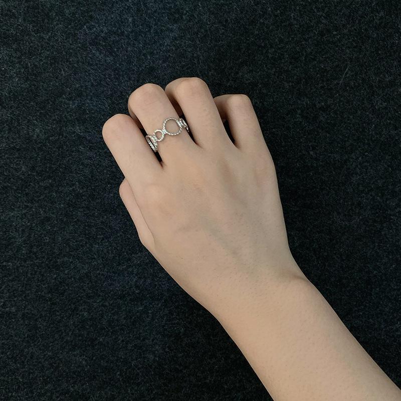 

New simple niche stripe engraving double round splicing shape titanium steel plated 18K gold ring women