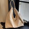 Large-capacity Single-shoulder Tote Bag, Stylish and Casual Commuting Bucket Bag