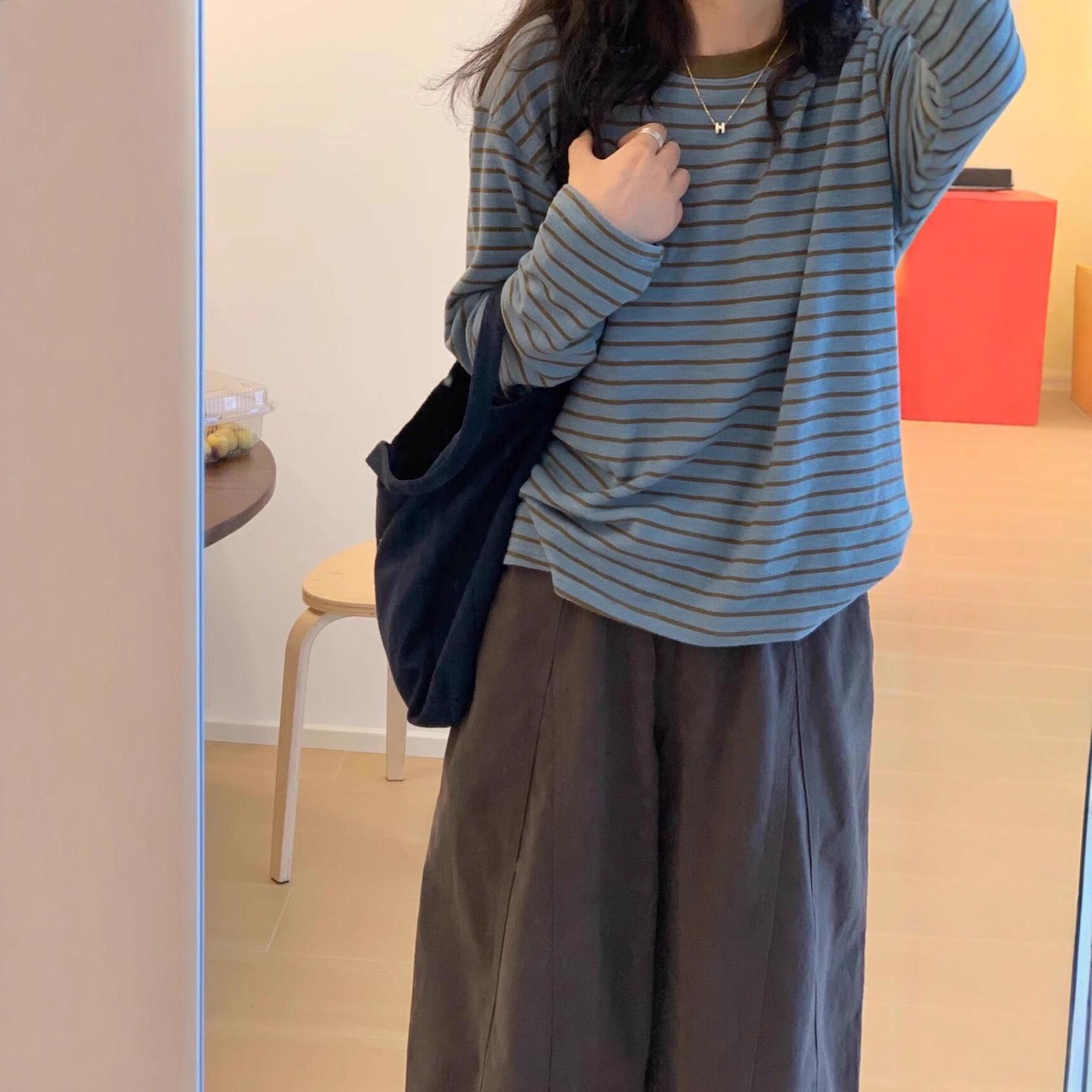 Women s Autumn Loose Fit Striped Knit Long Sleeve Top - Versatile, Slimming, Round Neck Base Layer S
