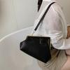 Bag 2025 New European and American Fashion Retro Texture Ins Internet Celebrity Women Shoulder Crossbody Triangular Small Square Bag Pu