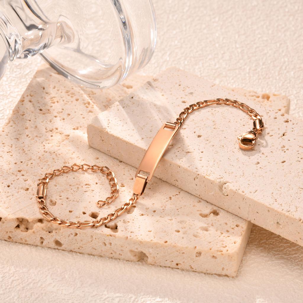 Bracelet Personnalisé Nom Date Gratuit pour Femmes, Acier Inoxydable Hypoallergénique, Bracelets Personnalisés Date Nom ID Anniversaire