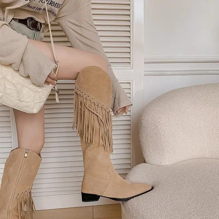 Mote Etniske kvinner Støvler Firkantet hæl Side Glidelås Cowboy Boots Retro Kne Støvler Ny mote Dusk Lange Botas Dame Sko