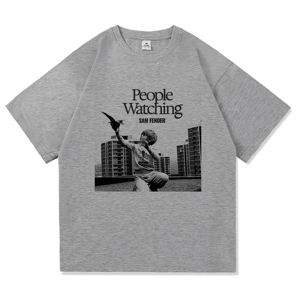 

Футболка тура Sam Fender People Watching 2025 Мужская_женская одежда Ретро Харадзюку Высокое качество Короткий рукав Большой размер Свободная мягкая M