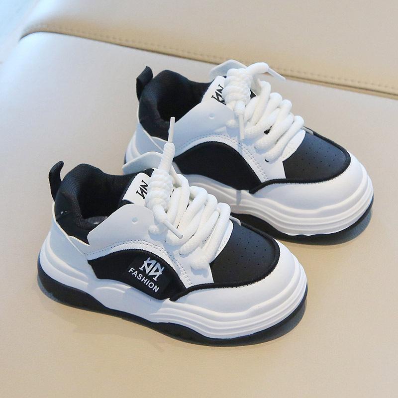 Children's Little White Shoes 2025 Spring and Autumn New Boys' Sports Shoes Lightweight Girls' Casual Board Shoes Soft Sole Baby Shoes List