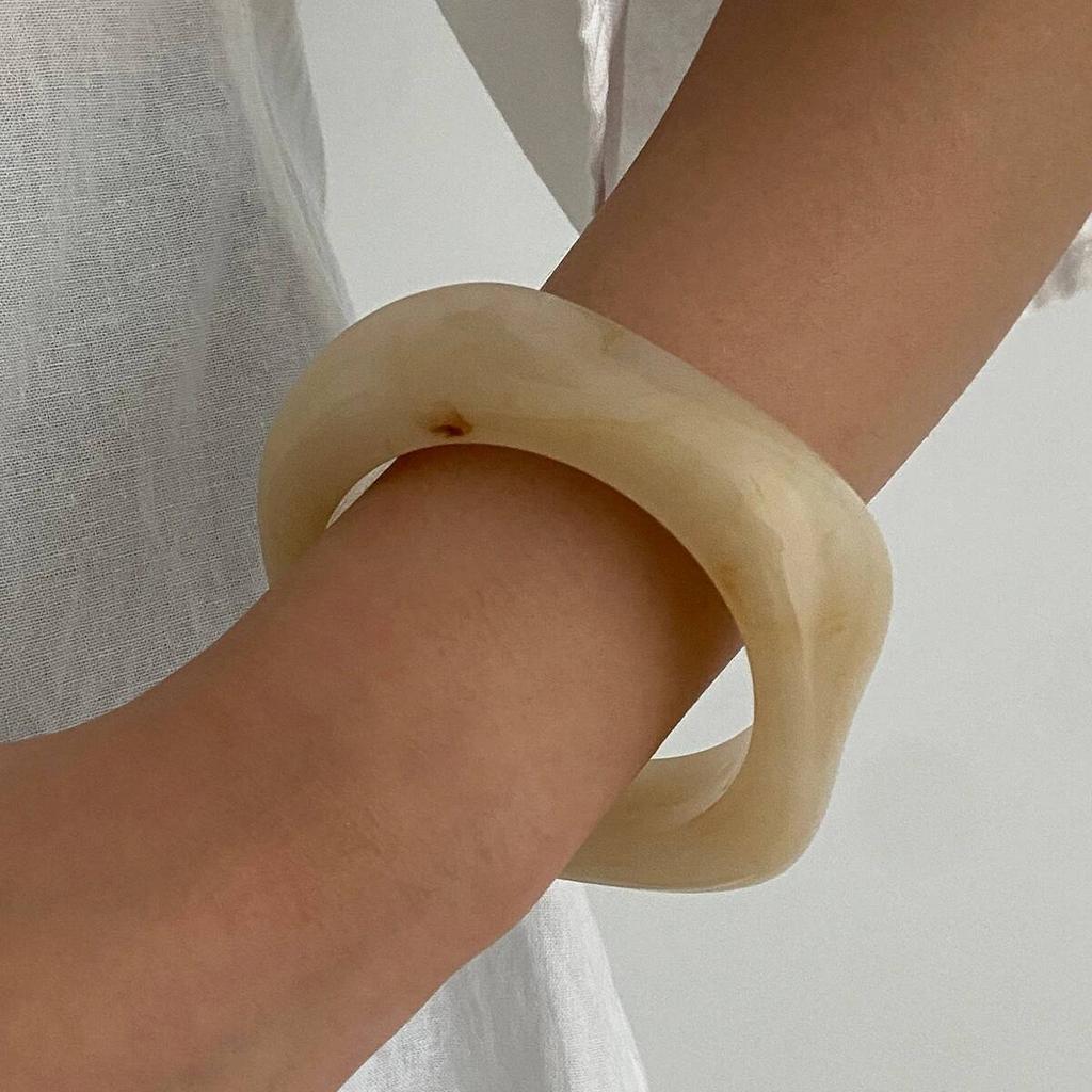 Salircon 3 Styles Fashion Geometric Resin Acrylic Bangle for Women Vintage Punk Hyperbole Metal Spring Bracelet Pulseras Jewelry