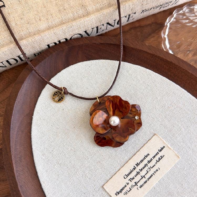 Comfortable Clavicle Chain Lightweight Flower Pendant Necklace Brown Leopard Print Fashion Neck Decoration