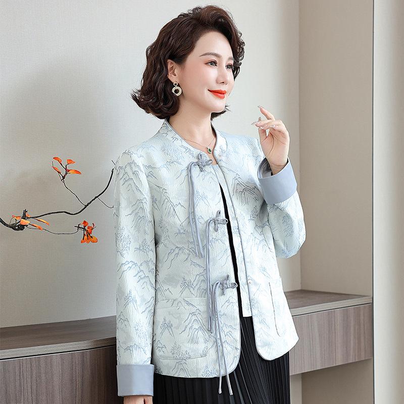 

Мамина весенняя куртка с длинным рукавом в китайском стиле, со стойкой, приталенная, для женщин среднего и пожилого возраста. XL, 90-110 kg светло-синий