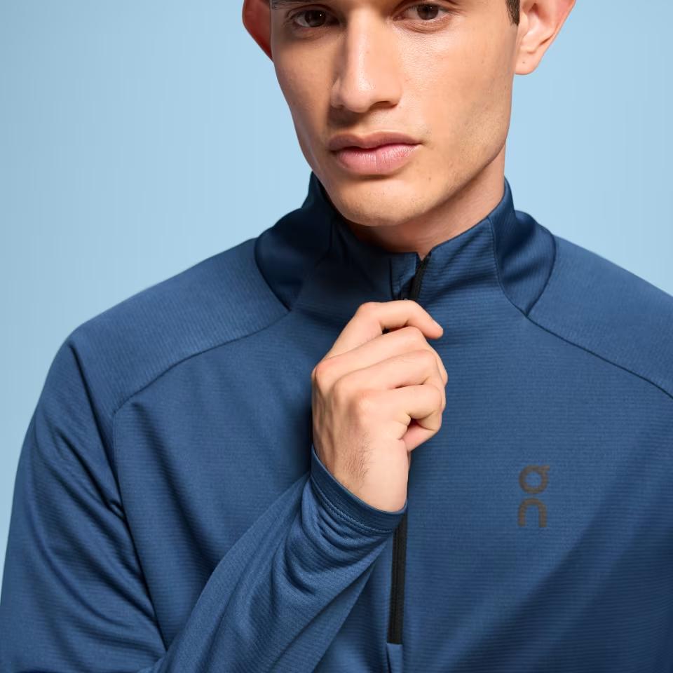 On Climate Comfortable Moisture-Wicking Warm Fitness Wear Men tops Navy-Blue 1ME10600488