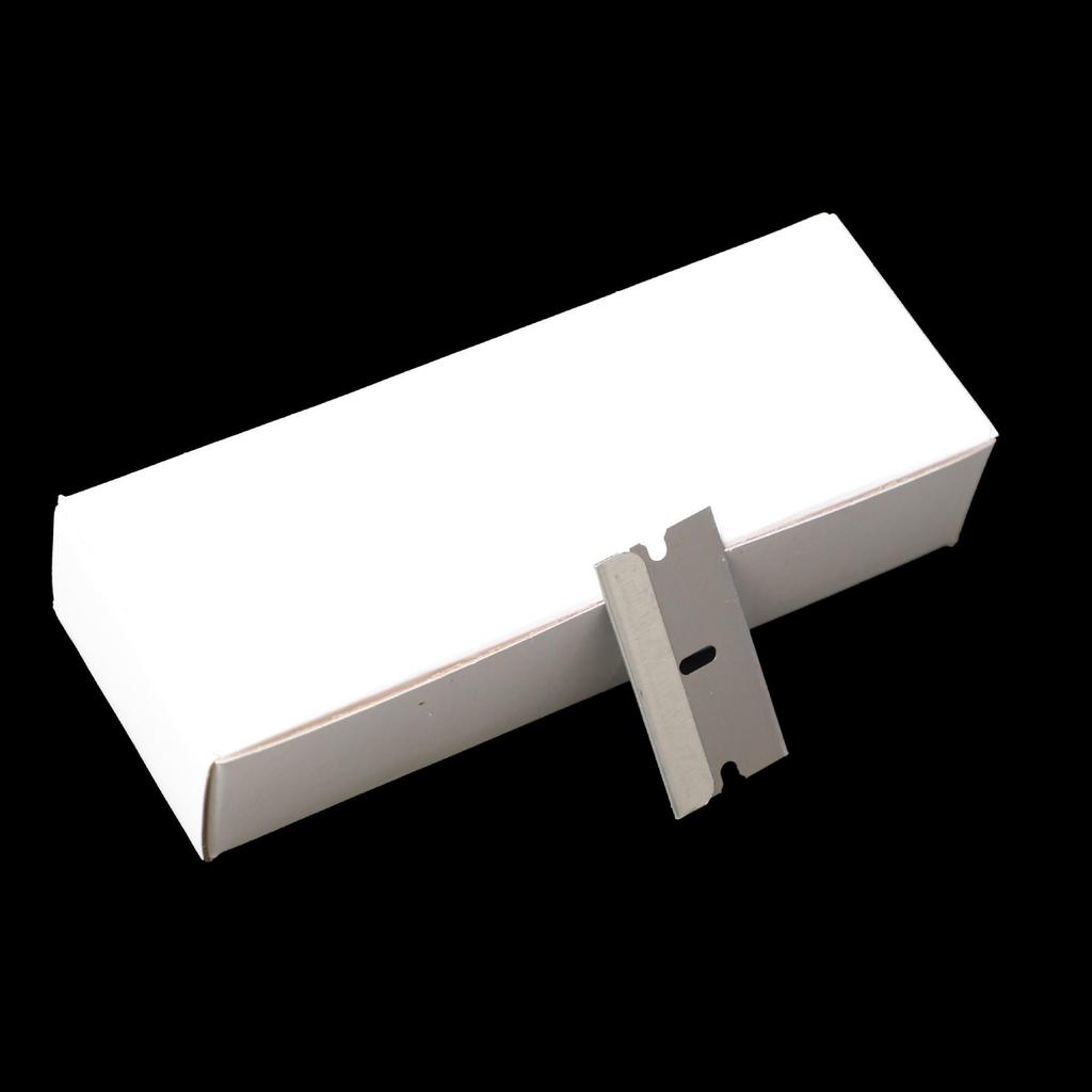 Multifunctional Mini Spatula for Cleaning, Decontamination, and Glue Scraping in Car Film Applications.