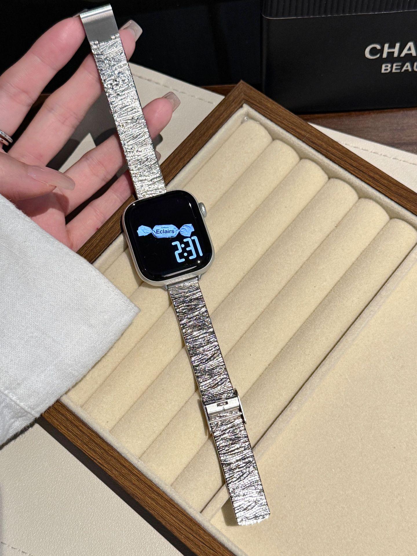 

Stainless Steel Wave Strap for Apple iWatch 11 Series Ultra/SE 42 (10th Gen) срібний