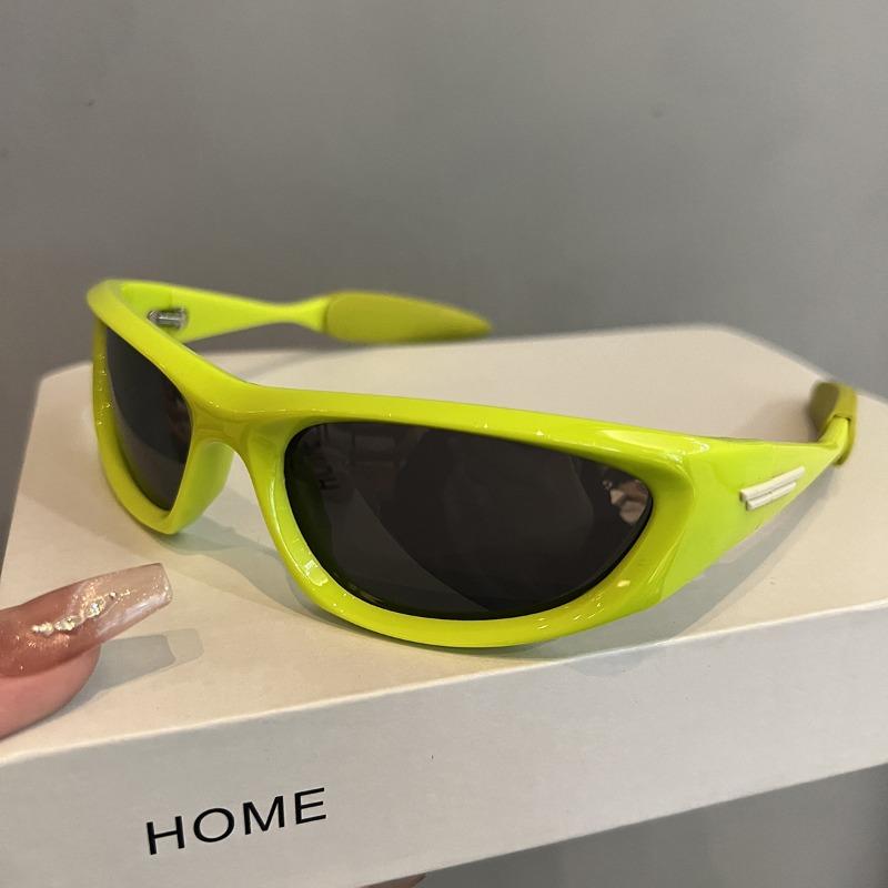 Non-polarized Outdoor Sports Sunshade Protective Sunglasses Cool Fashionable Sunscreen Windproof FULL Frame Men Women Eyeglasses