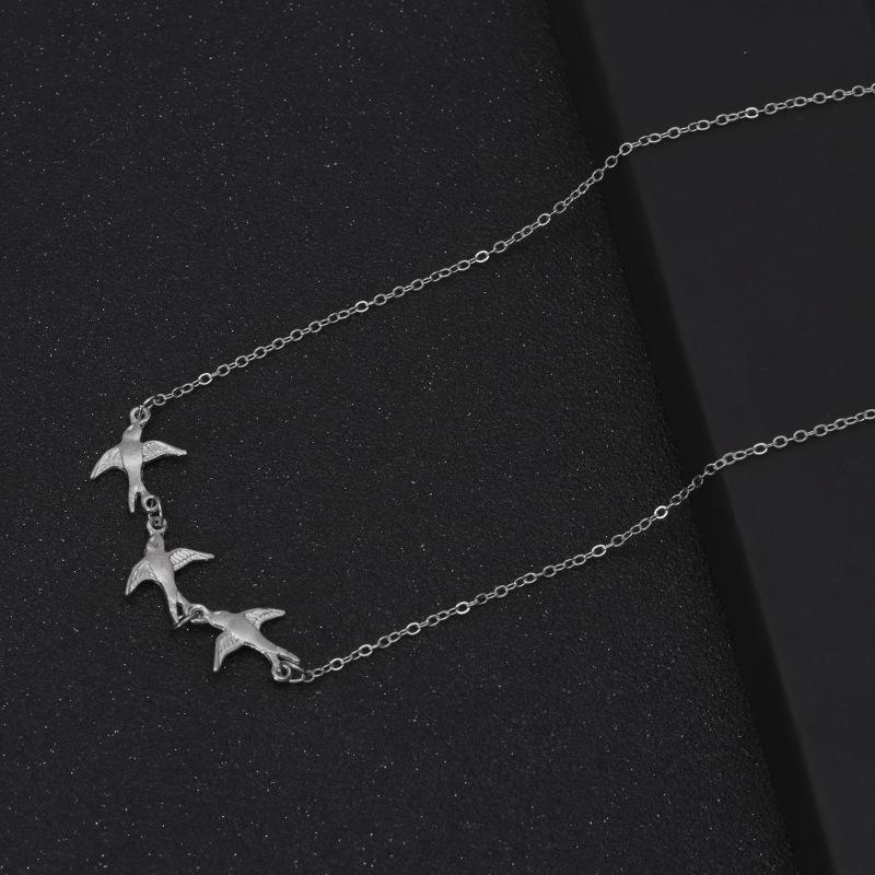 New Trendy Fashion Vintage Little Swallow Necklace for Women Vintage Simple Gold Sliver Color Chain Necklaces Jewelry Gifts
