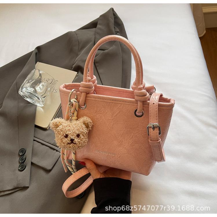 Popular Popular Bags Women's Spring Summer Versatile 2025 New Korean Version Casual Messenger Bag Portable Bucket Bag