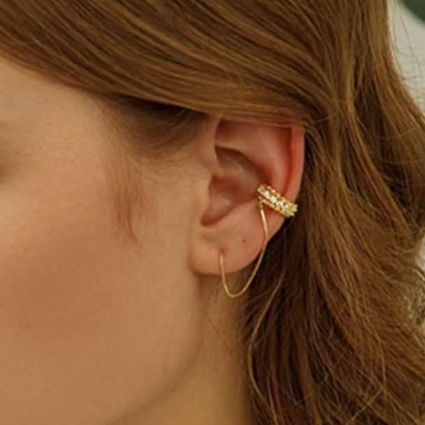 

Элегантные женские серьги-каффы из позолоченного циркона с длинной цепочкой