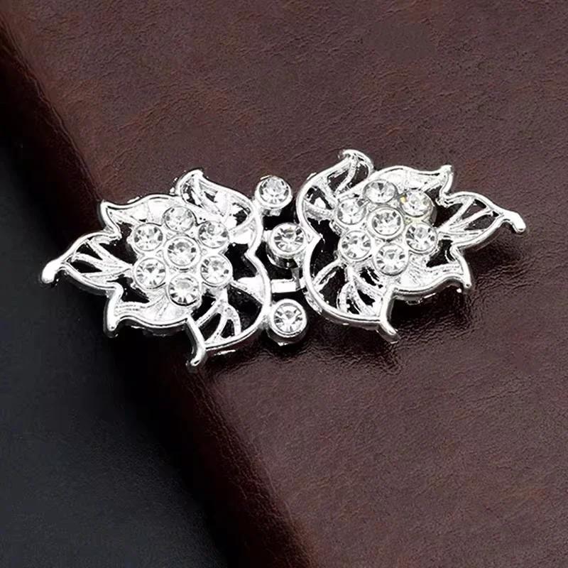 1 Pair New Collar Clips Holder Women Decor Crystal Cape Cloak Clasps Fasteners Buckle Brooch Clip