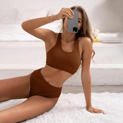 2 db/szett Női bikini szett U-nyakú ujjatlan kivehető párnázású melltartó magas derekú úszónadrág szett bordázott fürdőruha