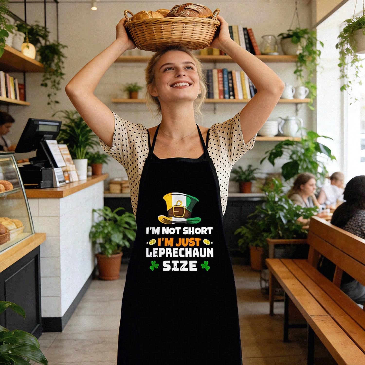 

St. Patrick s Day Apron, Funny Leprechaun Size Kitchen Cooking Apron, Green Hat Print Chef Bib, Holiday Party Favors, Adjustable 38X47cm(15X19in)