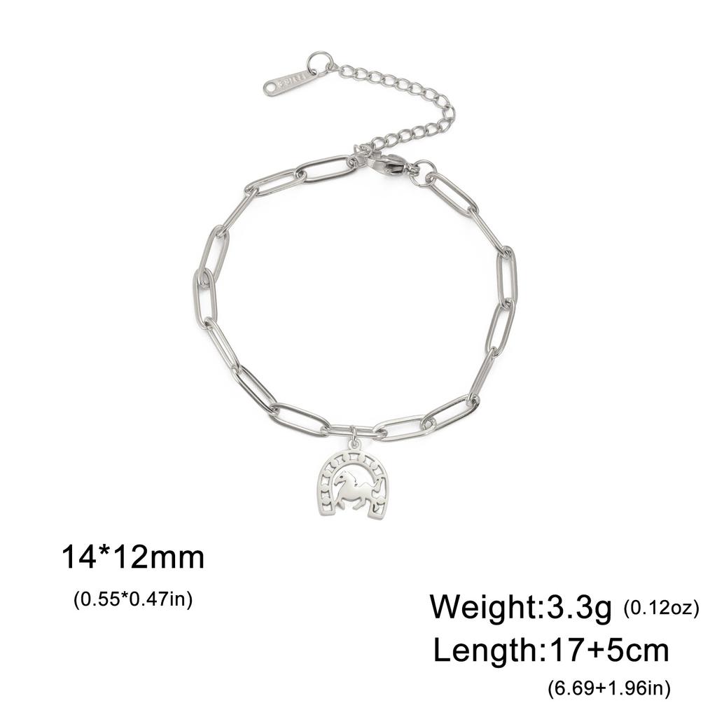 Vintage Hollow Horseshoe Pendant Bracelet Simple Fashion Women Jewelry