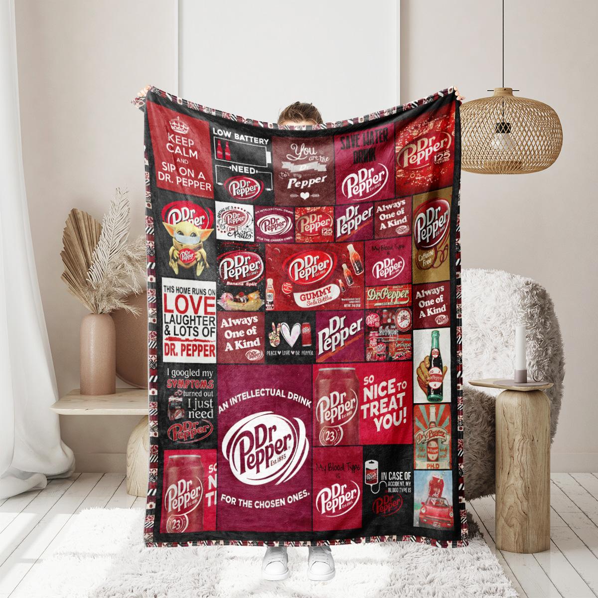 

1pc Dr. Pepper printed thick flannel blanket, warm, skin-friendly, soft, suitable for sofa, bed, travel, office 100x150cm