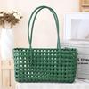 Handgefertigte Plastik-Hohlgeflecht-Tasche Landhausstil Große Kapazität Strand-Tragetasche Eimer-Tasche Damen-Handtasche Sommer-Strandtasche
