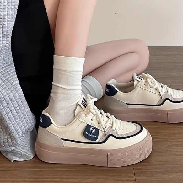 Sponge Cake Platform Forrest Gump Training Shoes Women's 2025 Autumn New Versatile Retro Niche White Shoes Casual Board Shoes Tide