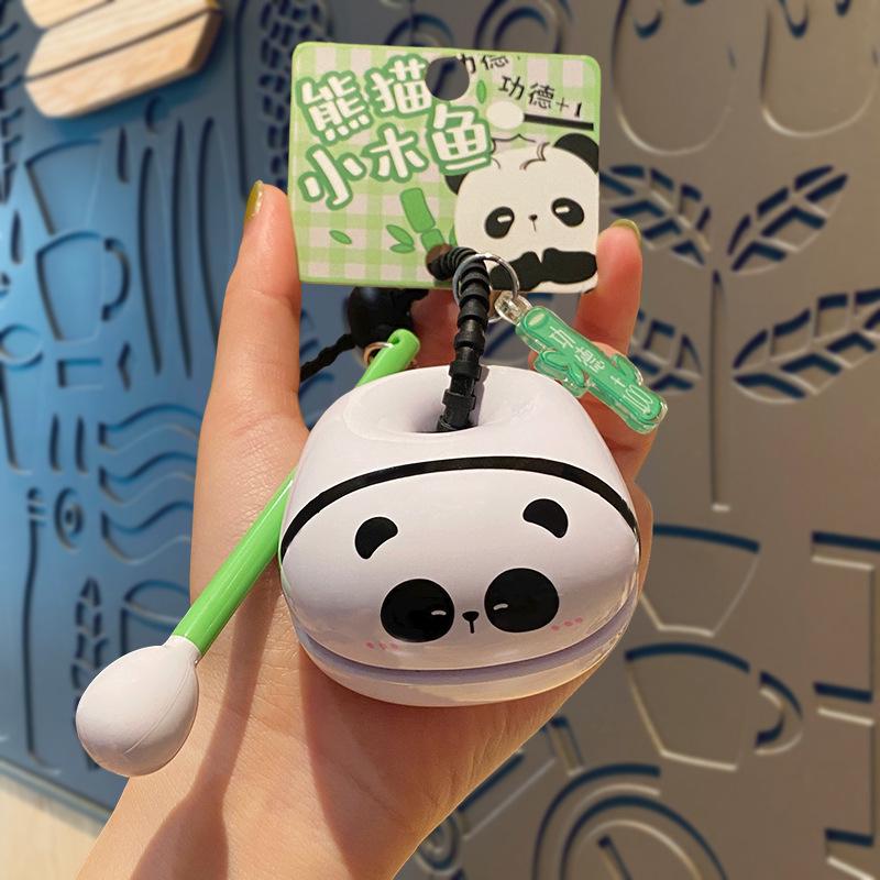 Изящный деревянный кулон-музыкальная рыбка «Грациозная панда» - Креативный аксессуар для рюкзака и подарок Standard Size