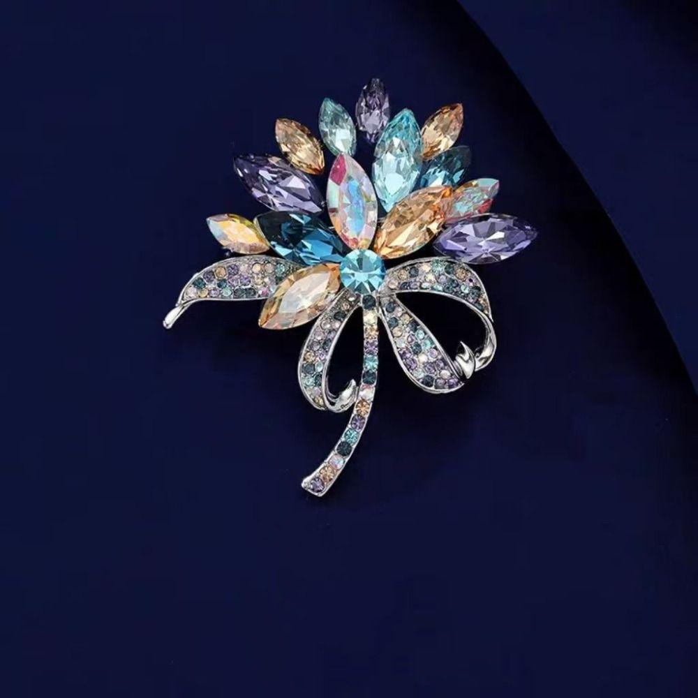 Sparkly Rhinestone Bouquet Brooches Elegant Crystal Brooch Pin Zircon Jewelry Accessory  Women