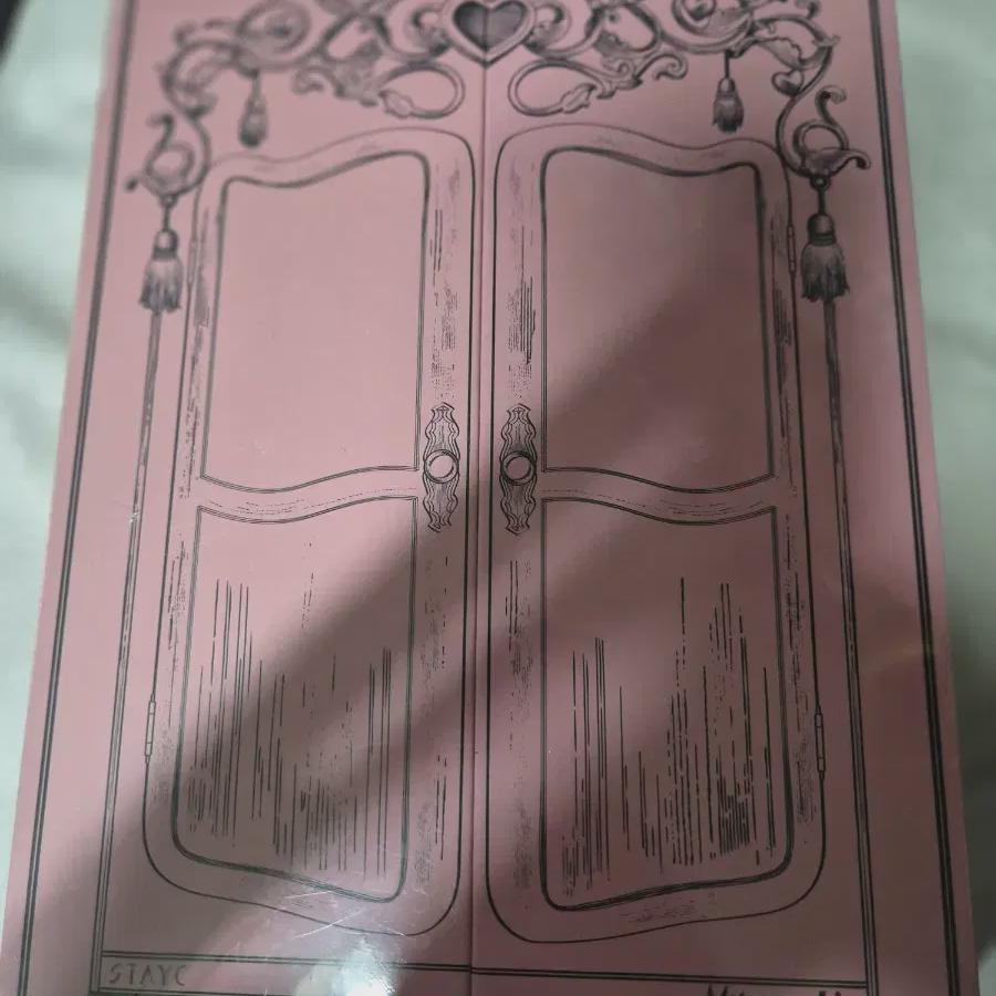 

Stayc s 1st Metamorphic Album