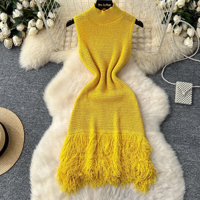 Summer European & American Knitted Dress: Sexy Sleeveless Tassel Short Skirt, Hollow-Out Patchwork, Slim-Fit Design