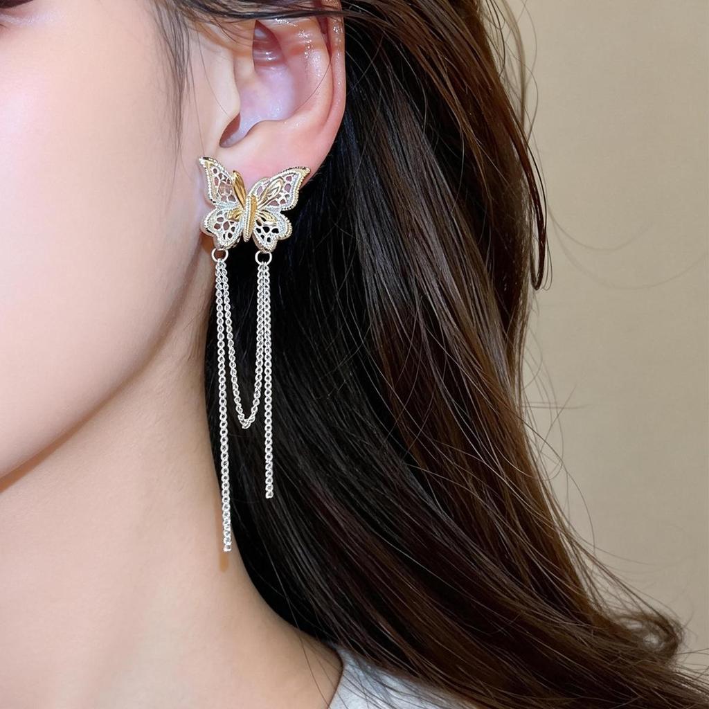 Gold Plated Zircon Bow Pearl Ear Clip, No Piercing Required; Elegant High-End Jewelry for Women.