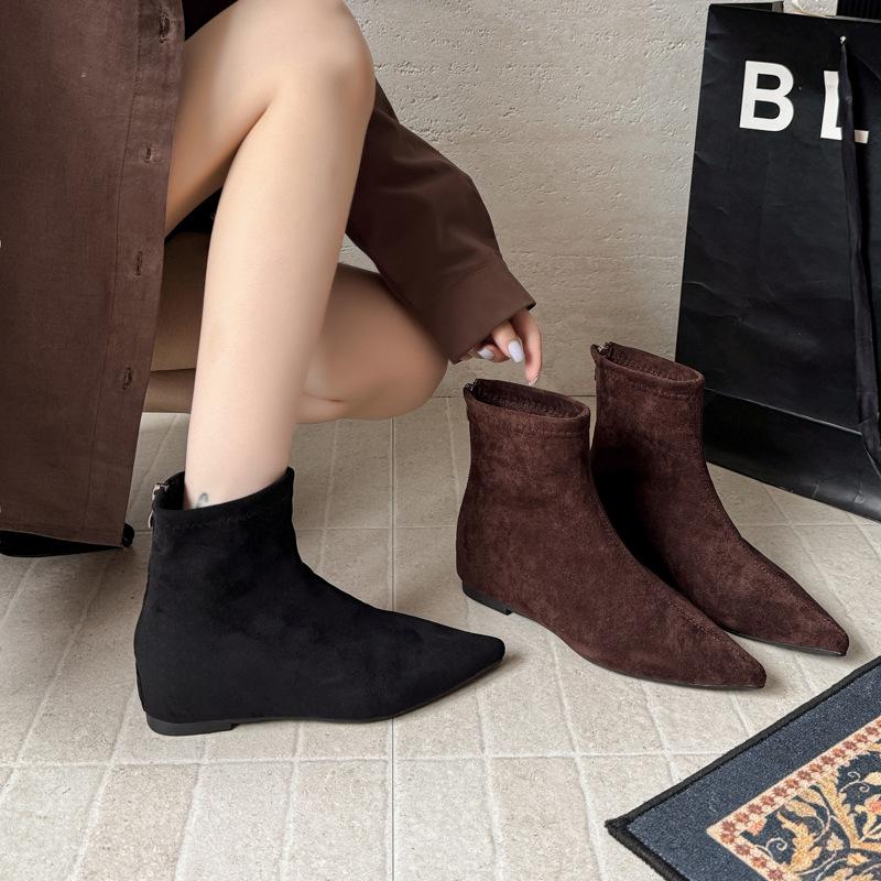 Korean Version of Retro Versatile Pointed Low-heeled Short Boots Women's 2025 Autumn and Winter New Suede Women's Boots Rear Zipper Thin Boots