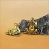 Brass Frog Statue Ornament Retro Animal Figurines Tea Pet Desktop Home Office Decor Mini Micro Garden Landscaping Decoration