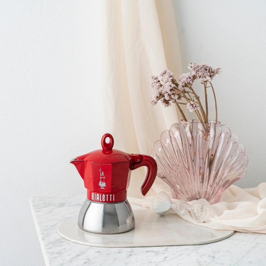 Cafetera Bialetti Moca Induction Exclusive Roja para 4 Tazas Compatible con IH, Tipo Fuego Directo, Cafetera Espresso y (Café macchinetta)