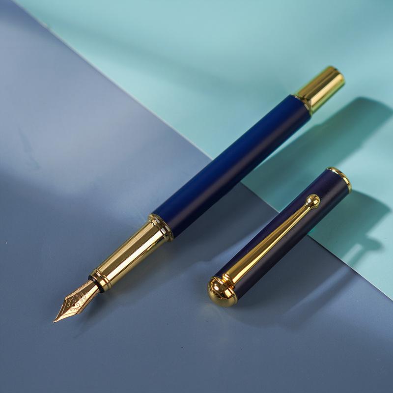 Children's Fine Nib Fountain Pen Set with Engravable Option, Includes Replaceable Ink Cartridges for Student Calligraphy Practice.