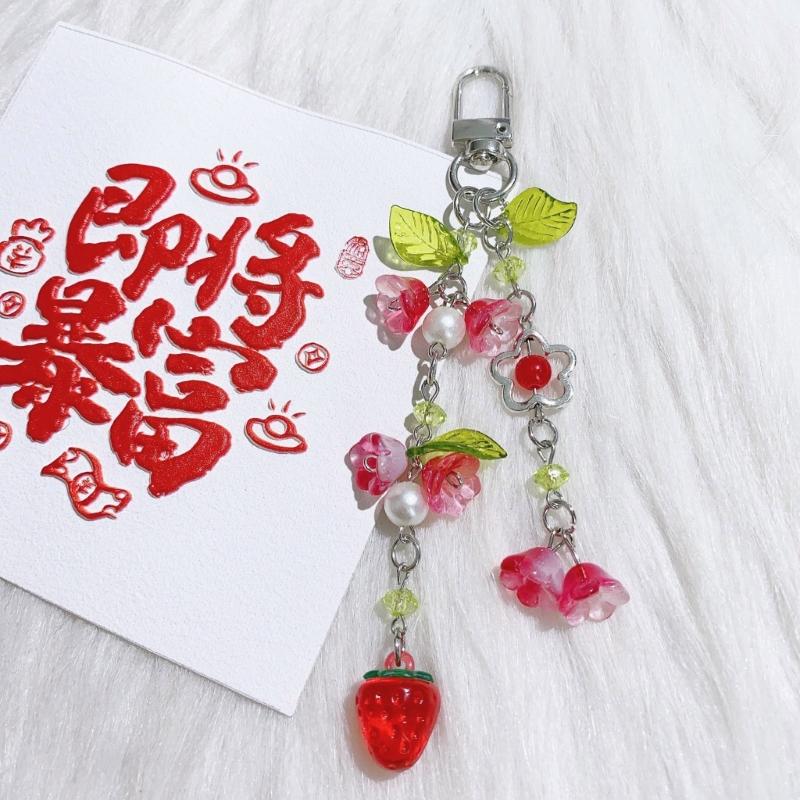 Cute Strawberry Flower Accessory Keychain Multi Purpose Decoration Vintage Acrylic Keyring Accessory For Personal Items