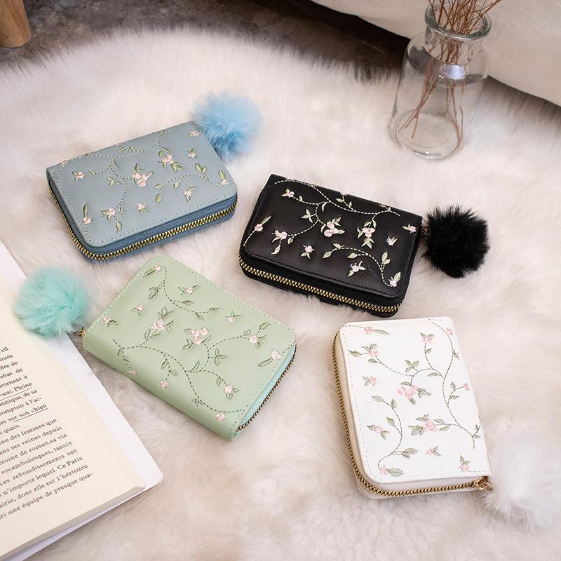 Short Embroidered Card Bag for Women's Coin Wallet Small Bag for Women Fashion Versatile 20% Discount Coin Wallet