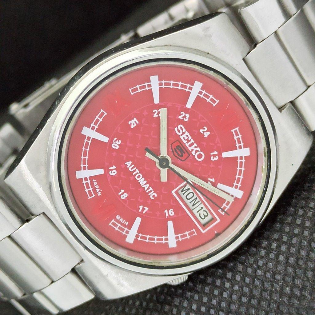 

Б/У винтажные часы SEIKO 5 AUTOMATIC 6309A JAPAN MENS D/D RED WATCH 550b-a290139-2 SKU550b-a290139