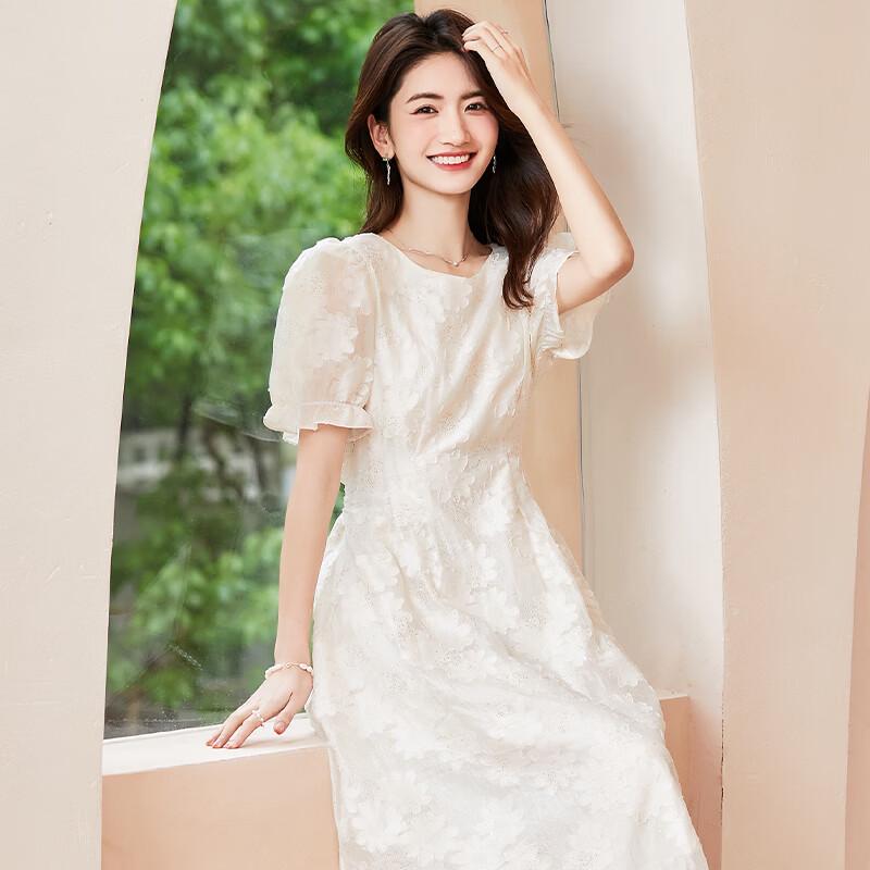 VICTORIA&VERA Embossed Floral Puff Sleeve Midi Dress