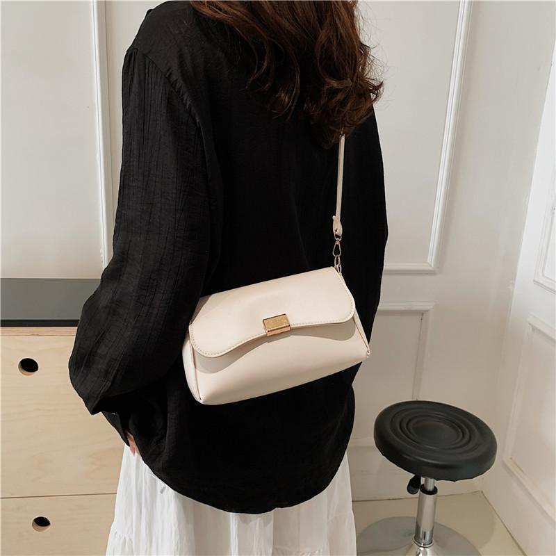 Trendy Retro Mini Shoulder Bag For Women With Chic Design And Soft Pu Material