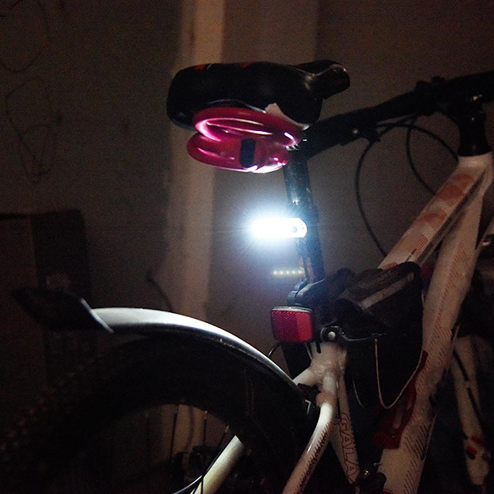 Rear Bike Tail Light USB Rechargeable Ultra Bright Taillights Fit On Bicycle Easy to Install for Cycling Safety Bicycle Light