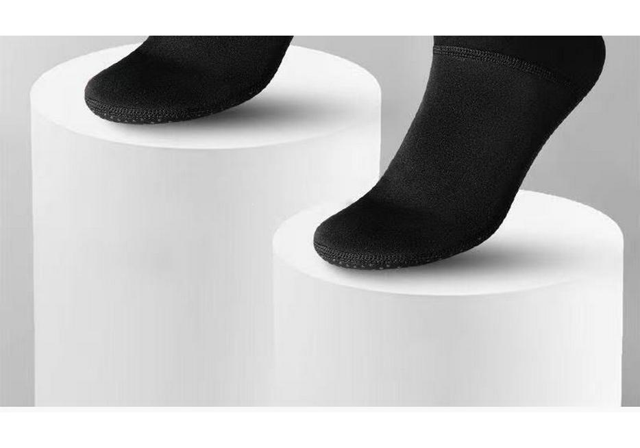 3/5mm Unisex Non-slip Thickened Diving Socks for Cold Protection and Warmth In Winter Swimming, Snorkeling, and Surfing.