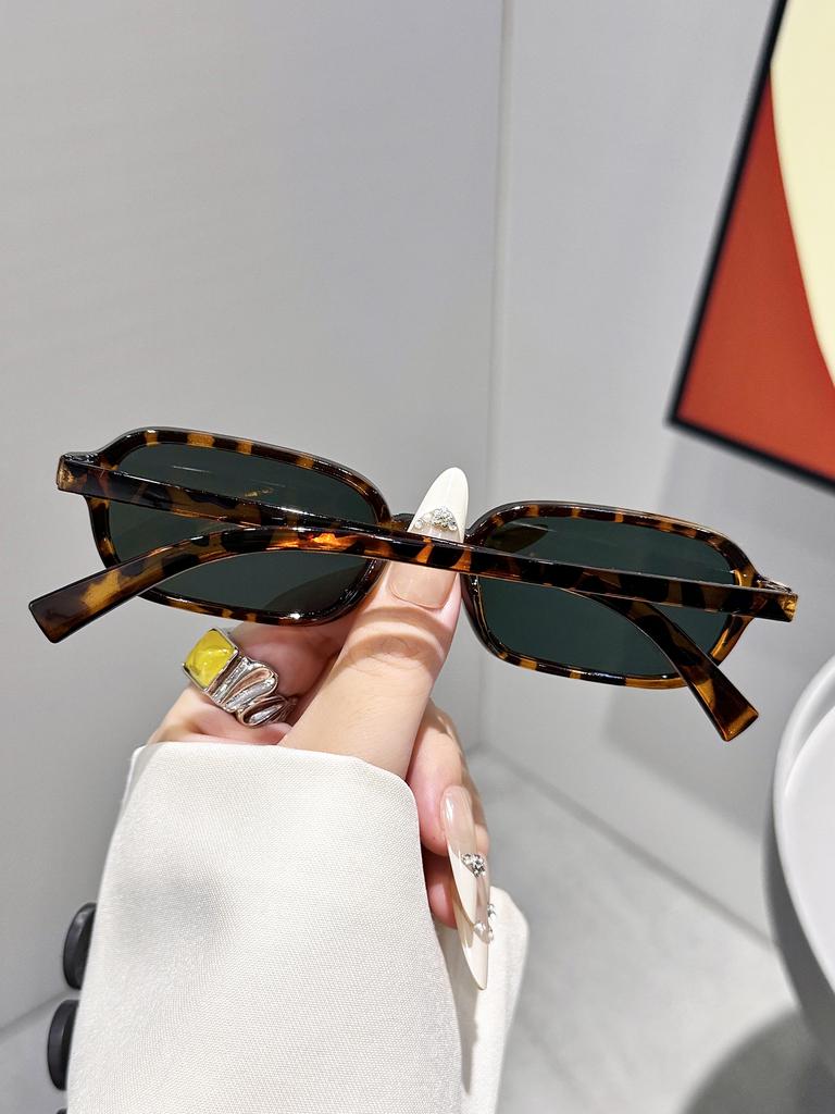 1Pc New Small Rectangular Sunglasses, Used for Women's Retro Glasses Casual Design Suitable for Parties, Festivals, Gifts