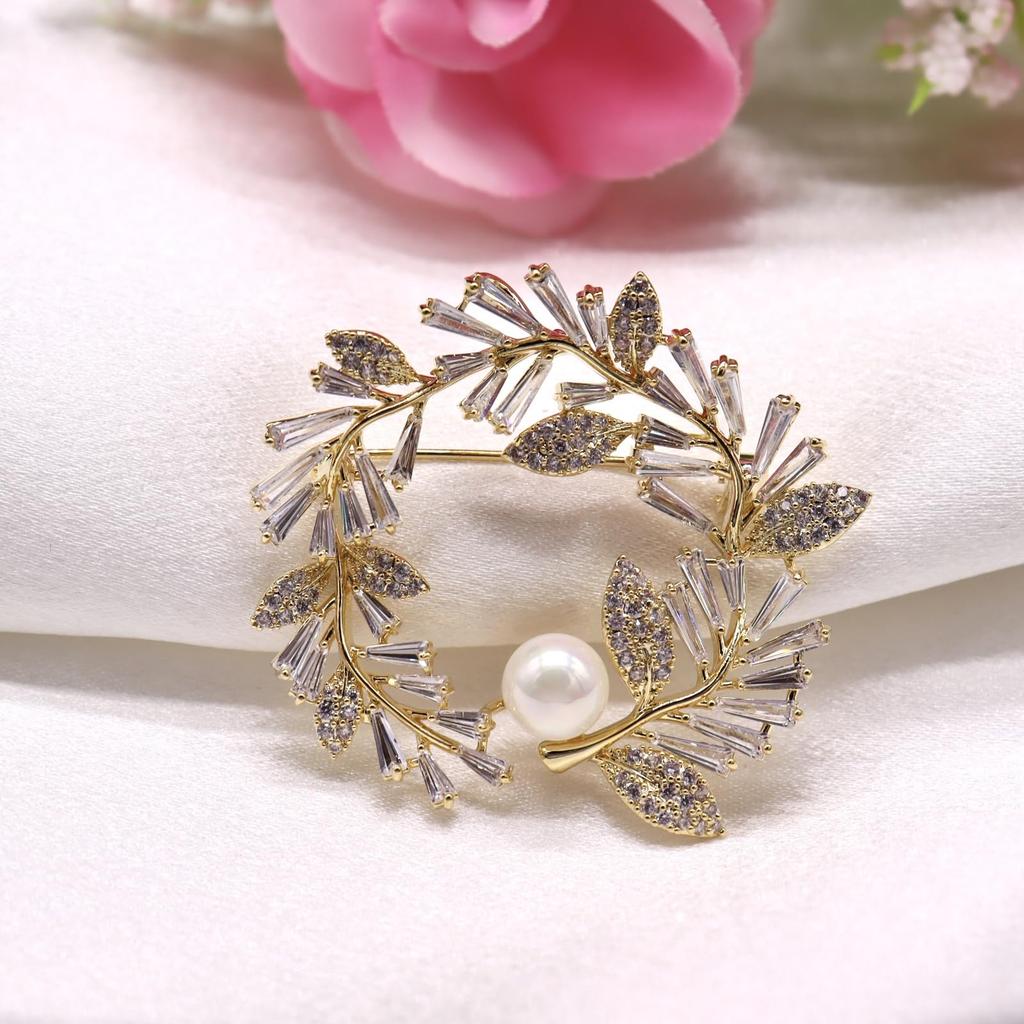 Pearl Zircon Flower Sparkling Pearl Leaf for Entrance Graduation White Gifts for Gift Case Included Brooch, Corsage, Ceremonies, Ceremonies, Weddings,
