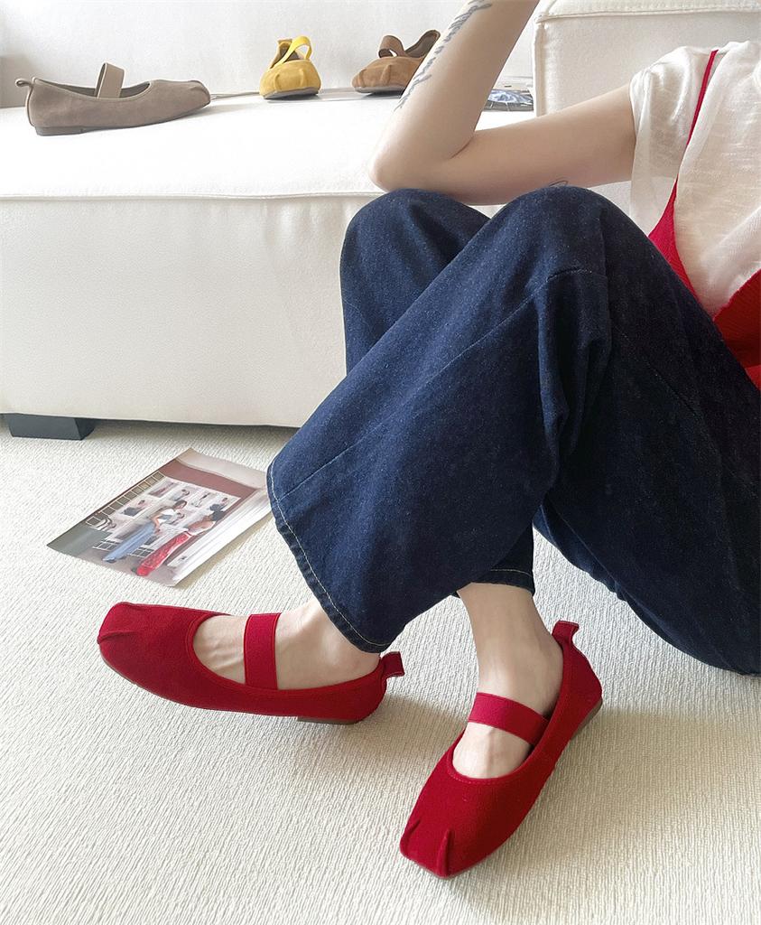 Leather single shoes women's shoes flat 2025 new retro soft-soled grandma shoes one-word elastic band square head Mary Jane shoes