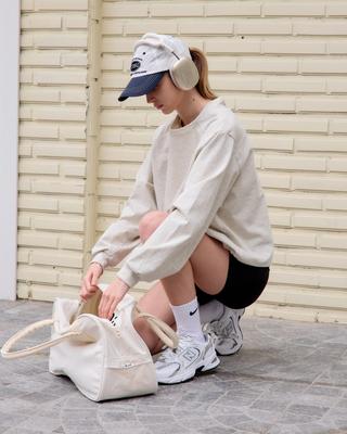 ONTHEF String Sweatshirt Oatmeal