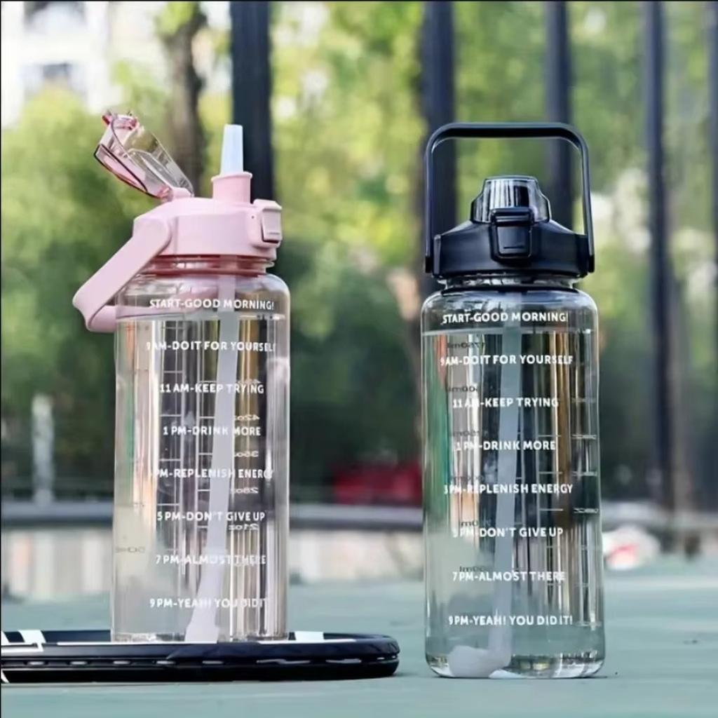 Large Capacity Space Cup Portable Plastic Water Bottle with Straw for Fitness Sports