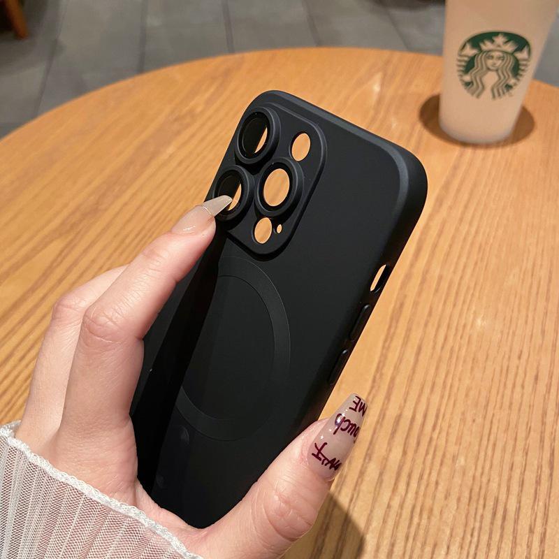 Compatible Frosted Silicone Magnetic Phone Case for iPhone 15 Pro Max, 16, and 14 - Full Coverage Protective Design.
