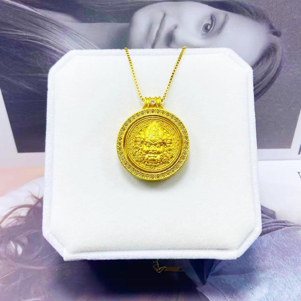 Sommer Silber Serie Titanstahl Nicht Verblassende Halskette für Damen - Modisch, Leichter Luxus, Nische, High-End